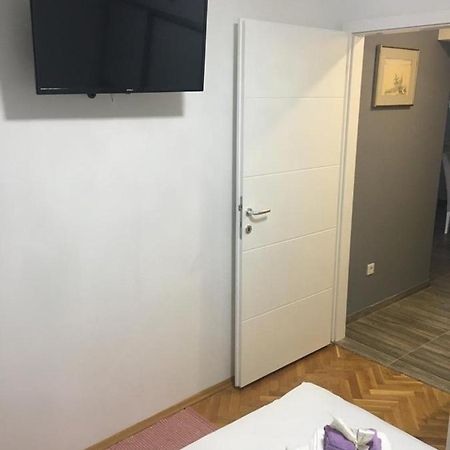 Apartments Sara Slatine Εξωτερικό φωτογραφία