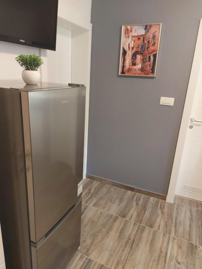 Apartments Sara Slatine Εξωτερικό φωτογραφία
