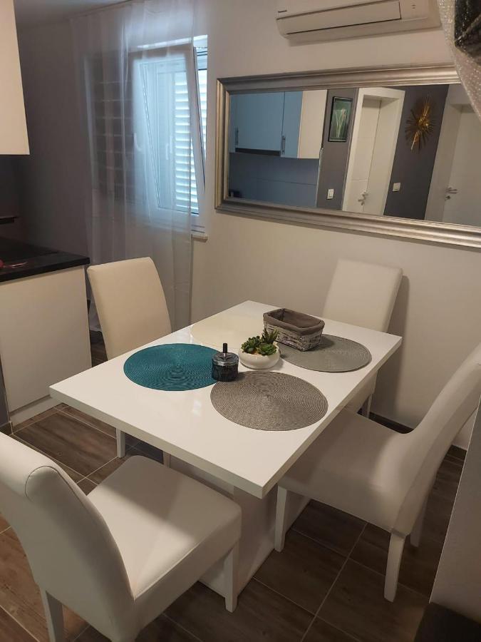 Apartments Sara Slatine Εξωτερικό φωτογραφία